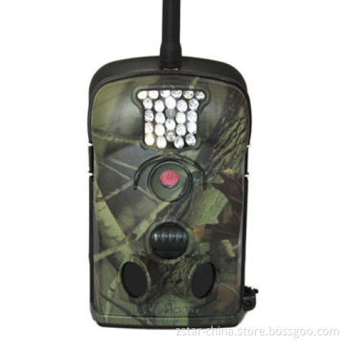 Digital Trail Camera with External Antenna, MMS/SMS/E-mail through GSM Network